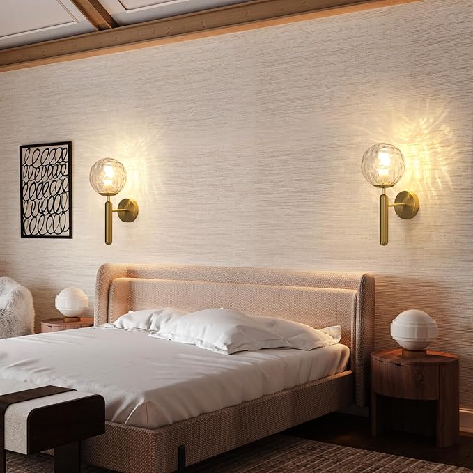 DELIPOP Modern Vägglampa – Elegant guldfinish med glaskupa
