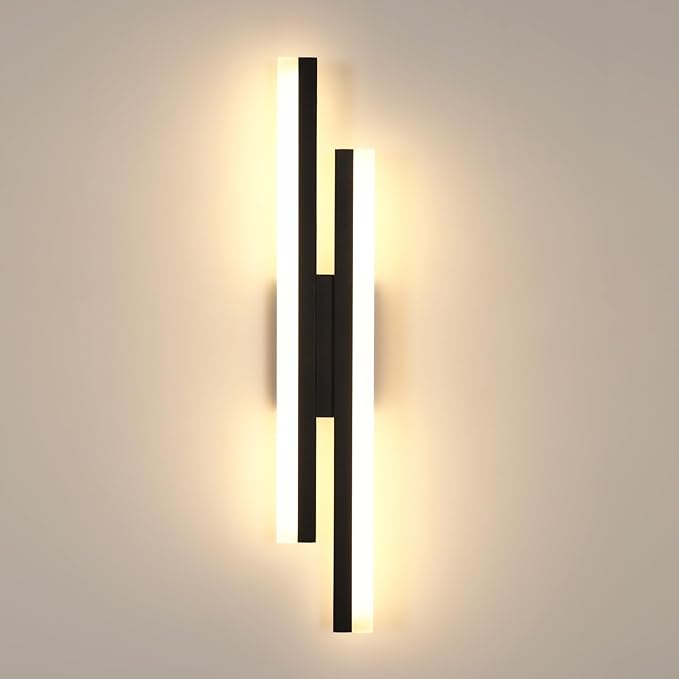 DELIPOP Modern Vägglampa – Elegant, långsträckt design i mattsvart (18W)